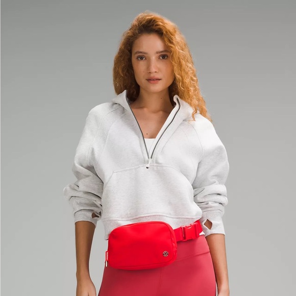 Lululemon Everywhere Belt Bag 1L- True Red - Picture 6 of 6